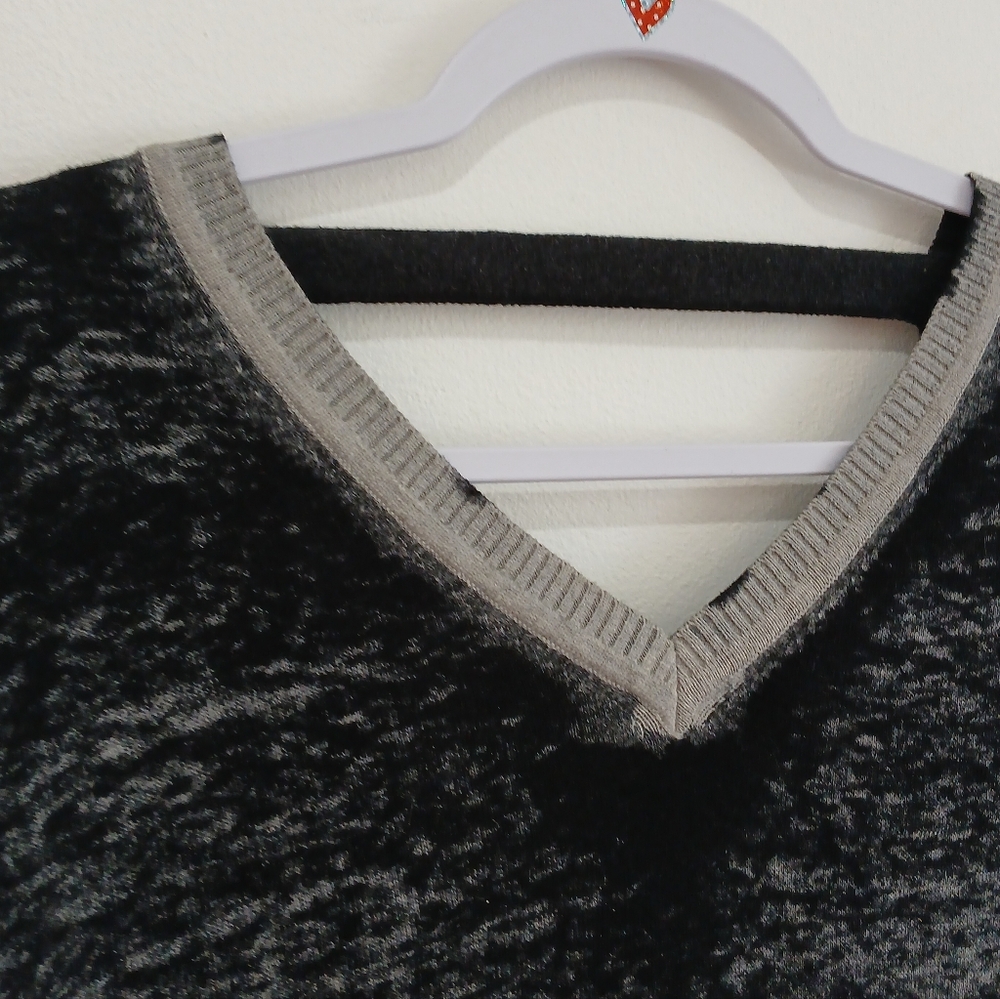 525 AMERICA Luxe Cashmere/Cotton Blend V-neck Cross Back twist/wrap sweater Sz S - Picture 2 of 15